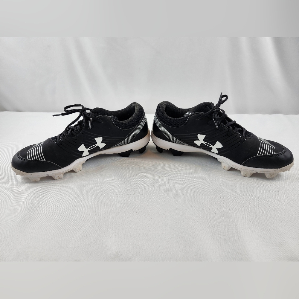 Under Armour 1297334-011 Black White Lace-up Athletic Softball Shoes Cleats Sz 9